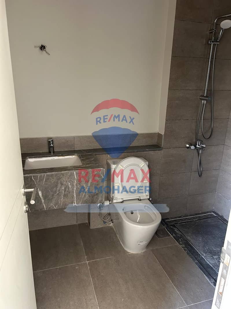 6 WhatsApp Image 2025-10-25 at 2.06. 43 PM. jpeg