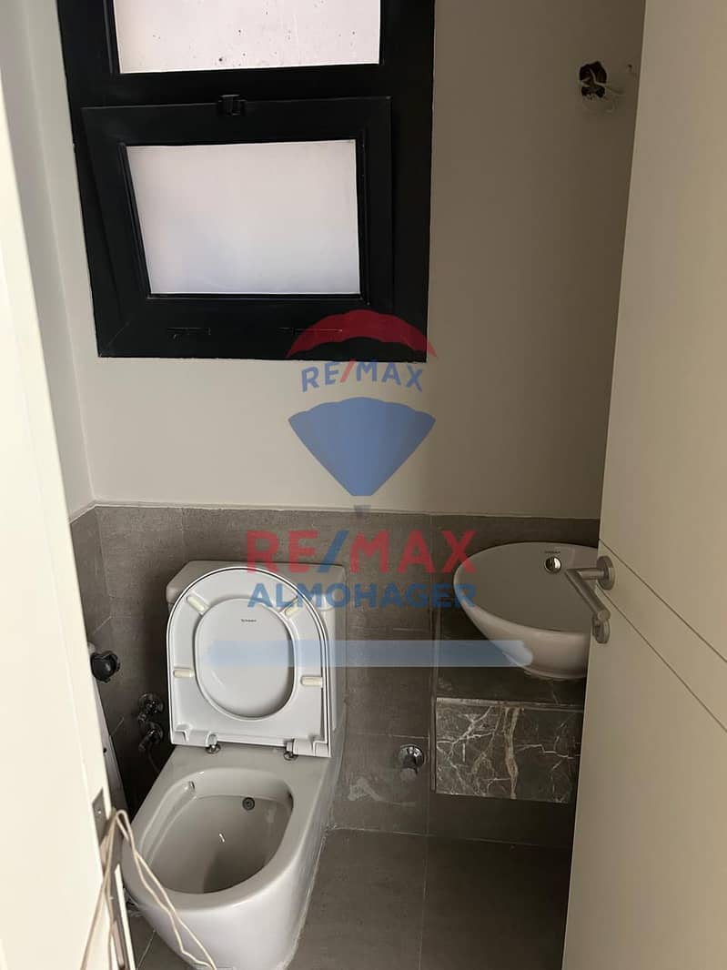 9 WhatsApp Image 2025-10-25 at 2.06. 47 PM. jpeg