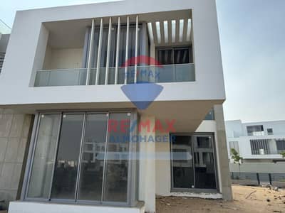 5 Bedroom Twin House for Sale in 6th of October, Giza - 5f327f58-f1b2-42d8-81ee-331fc6ac3682. jpg 5 Bedroom Twin House for Sale in 6th of October, Giza - 5f327f58-f1b2-42d8-81ee-331fc6ac3682. jpg