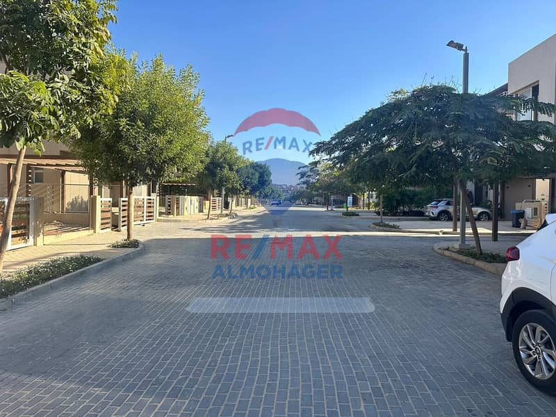 8 WhatsApp Image 2025-04-15 at 5.21. 07 PM (1). jpeg