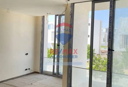 فیلا 4 غرف نوم للبيع في 6 أكتوبر، الجيزة - j1. jpg