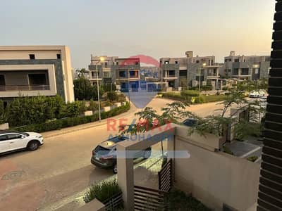 4 Bedroom Twin House for Sale in Sheikh Zayed, Giza - WhatsApp Image 2025-04-29 at 11.45. 26 AM (1). jpeg