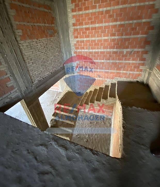 2 WhatsApp Image 2025-04-30 at 5.11. 22 PM. jpeg