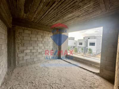 4 Bedroom Townhouse for Sale in 6th of October, Giza - WhatsApp Image 2025-04-22 at 3.43. 01 PM (1). jpeg