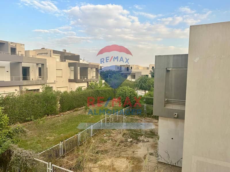 4 WhatsApp Image 2025-04-22 at 3.42. 58 PM (3). jpeg