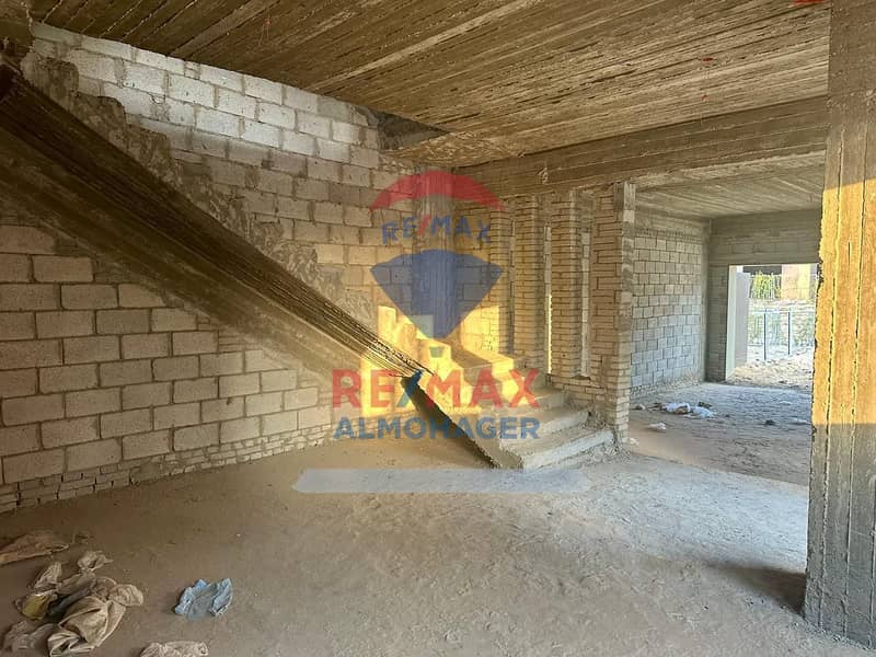 3 WhatsApp Image 2025-04-22 at 3.42. 59 PM (1). jpeg