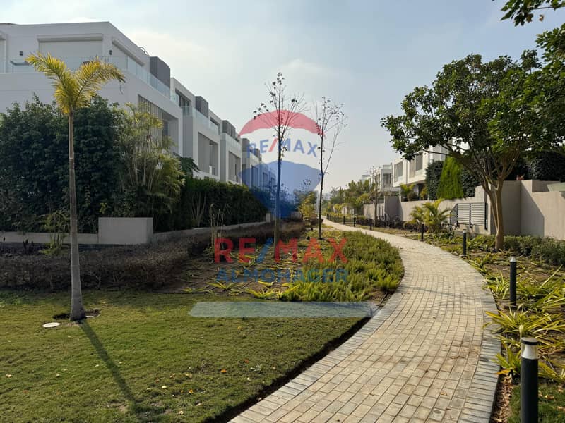 7 ea73520d-128b-4db5-a028-e492b342ee94. jpg