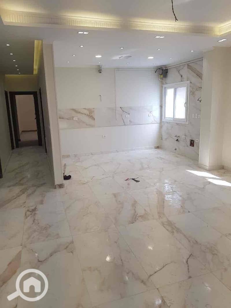 2 0107ff50-a55e-4a6e-a1c1-2b2f5b925b88. jpg