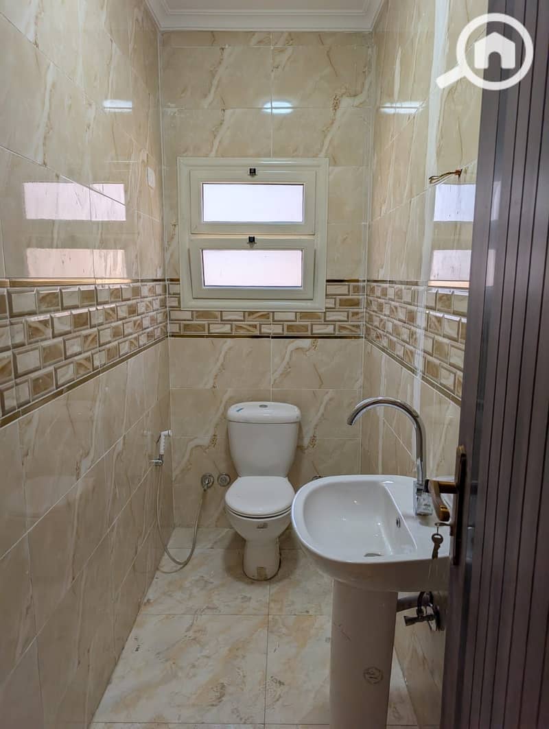 10 WhatsApp Image 2025-10-25 at 2.56. 12 PM (1). jpeg