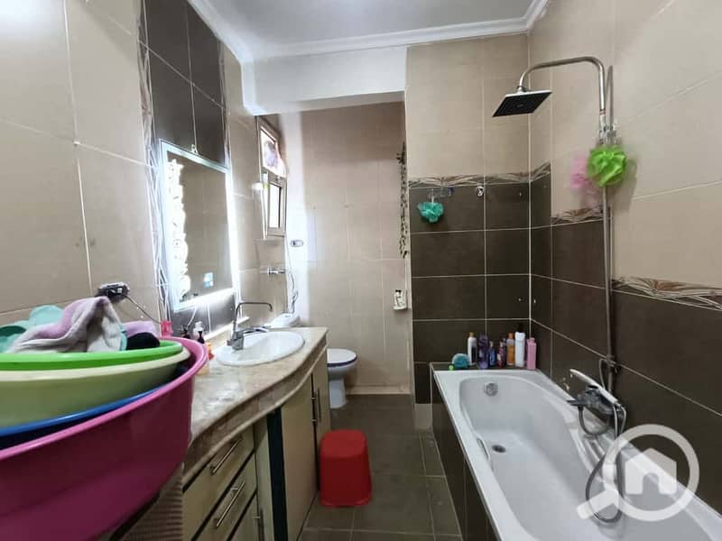 7 b62f359e-bea6-4230-8eb4-a31304edf9d6. jpeg