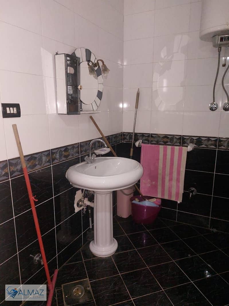 6 WhatsApp Image 2025-10-25 at 1.32. 13 PM (2). jpeg