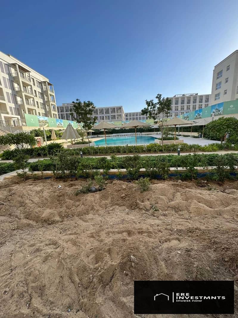 9 YTVQ9Ov6VPe9F8vzI2NaJccQ2HGpb5pumUpPMeAA. jpg