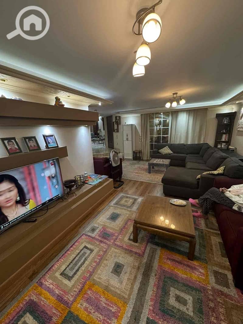 2 d956b2df-0643-4a17-9e6d-beb39b813a53. jpg