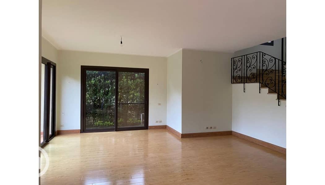 4 WhatsApp Image 2025-10-13 at 1.33. 09 PM (3). jpg