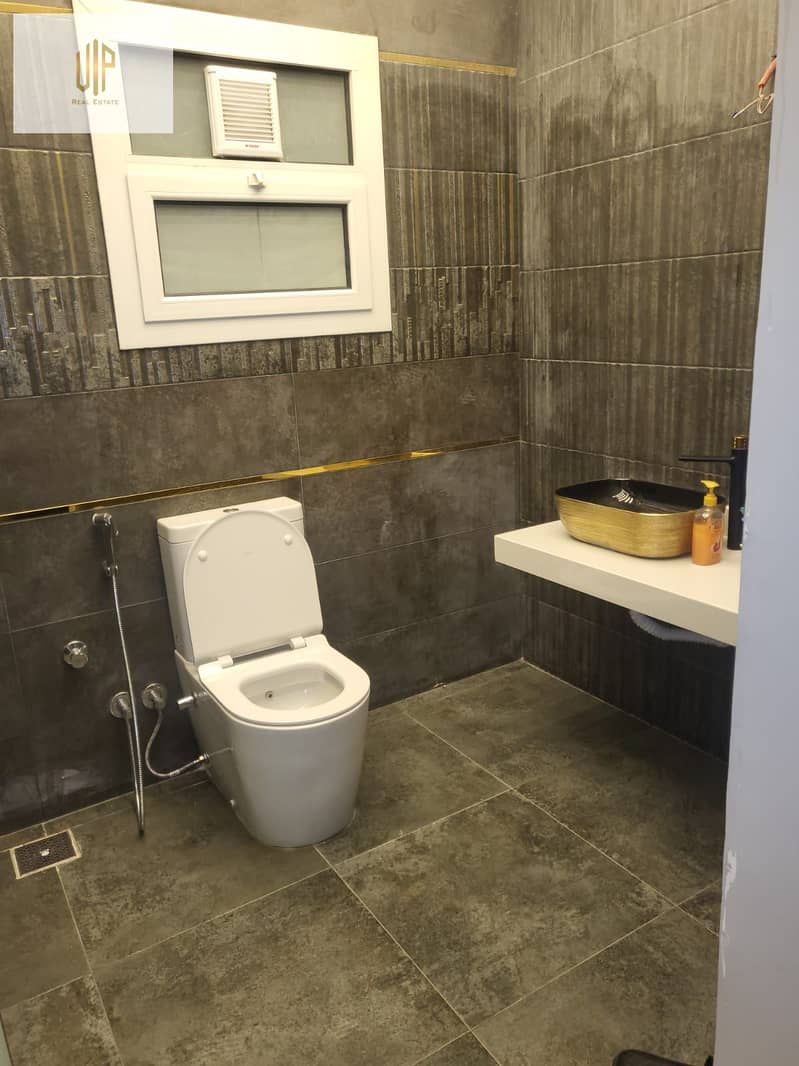 21 IMG-20251025-WA1221. jpg