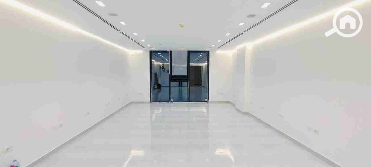 1000467663. jpg 1000467663. jpg