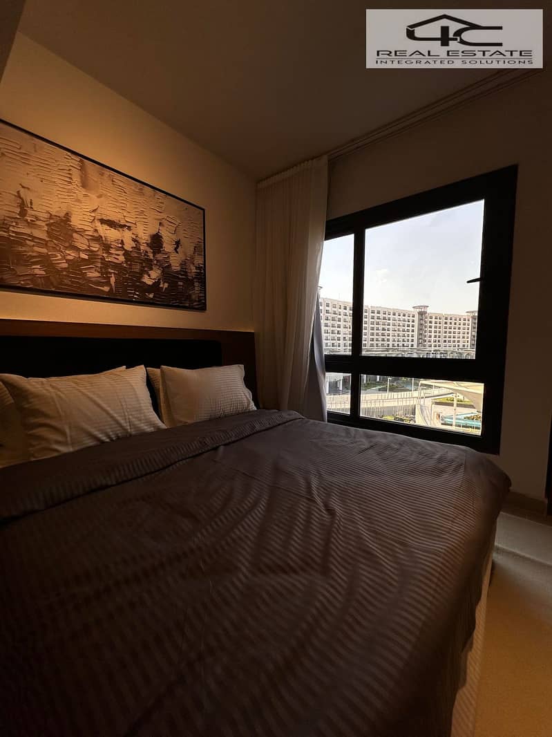 5 WhatsApp Image 2025-10-25 at 12.35. 59 PM. jpeg