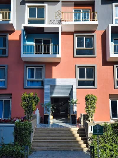 3 Bedroom Flat for Sale in New Cairo, Cairo - 496795418_1464119068090753_7661203842682034452_n. jpg