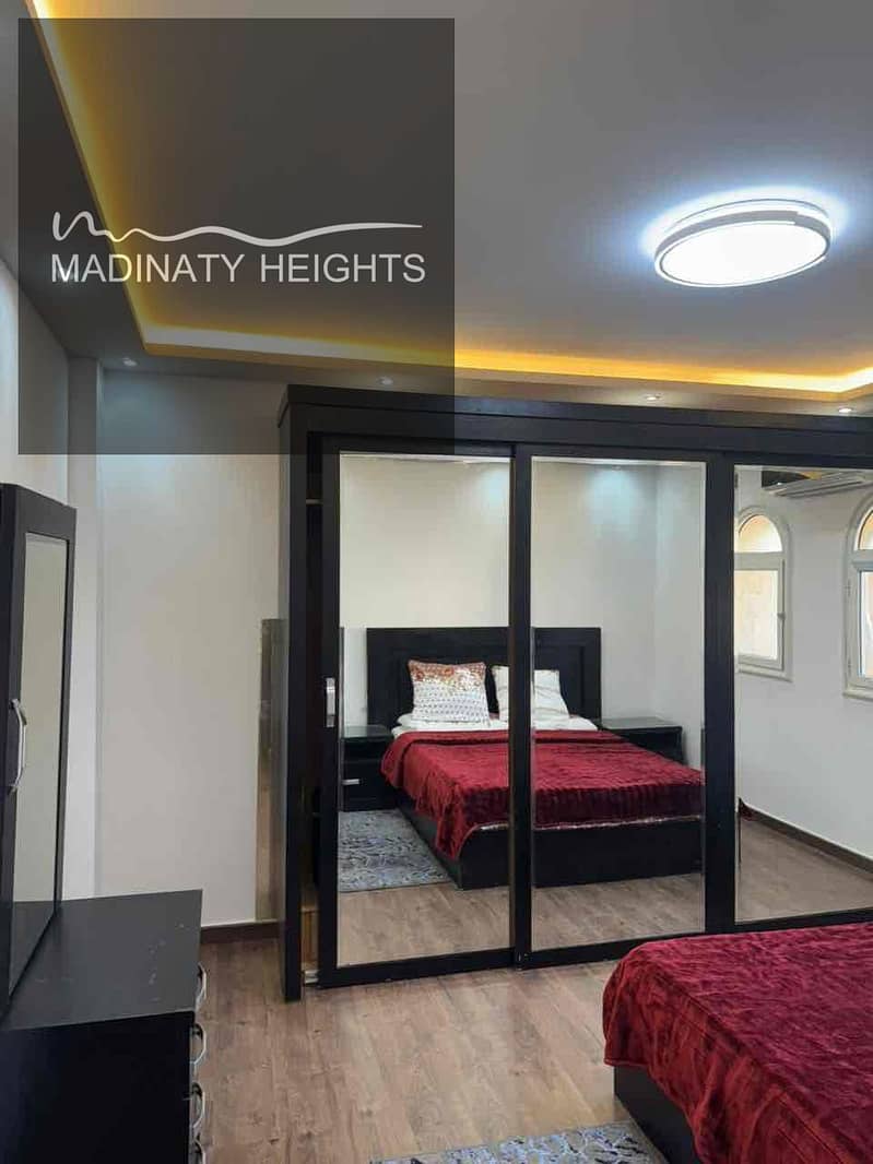 5 eff7c5bb-31a8-4bf4-ab18-6dfff650fa09. jpg