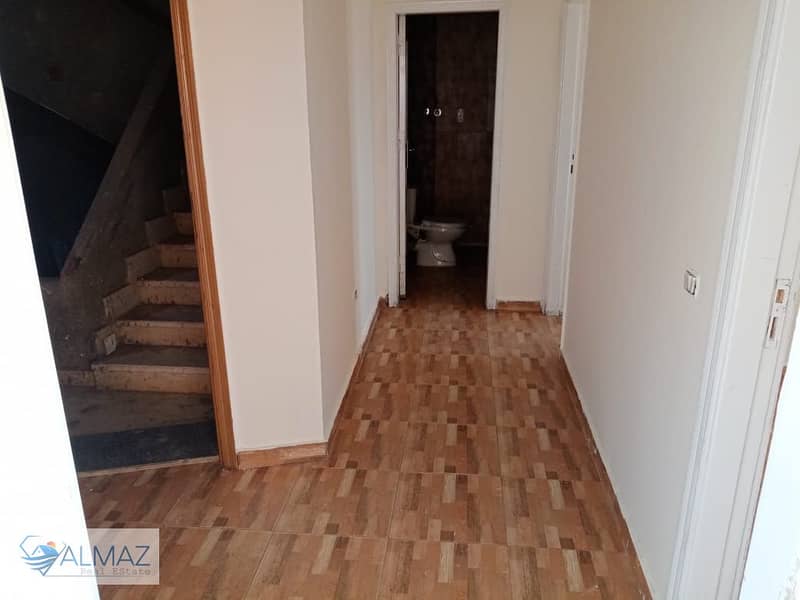 8 WhatsApp Image 2025-10-25 at 3.43. 14 PM (3). jpeg