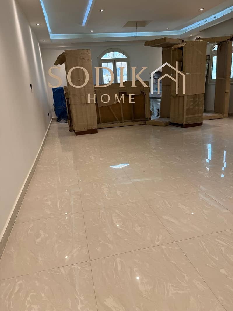 4 f0d1e2c1-c5c7-4bf5-a27d-feea8e5e337a. jpg