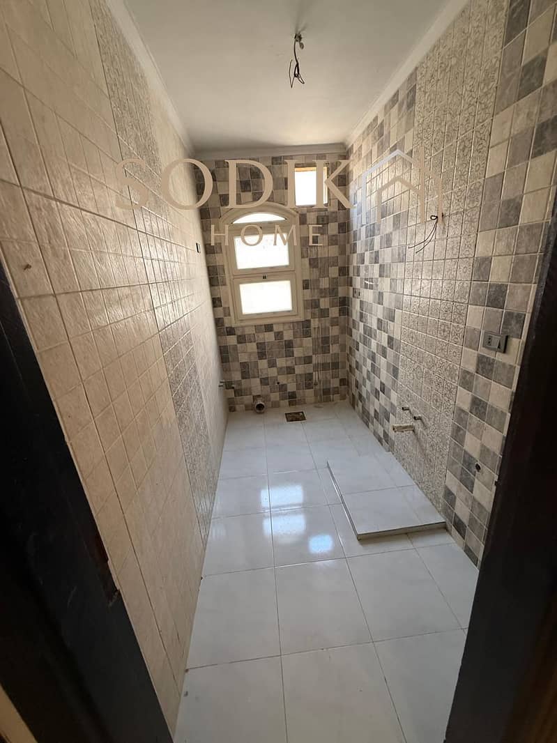 9 46e39c91-195a-4b58-abe2-317d17705f93. jpg