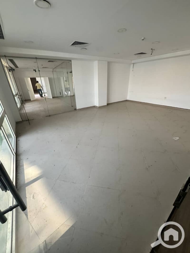 2 WhatsApp Image 2025-10-23 at 12.37. 28 PM (1). jpeg