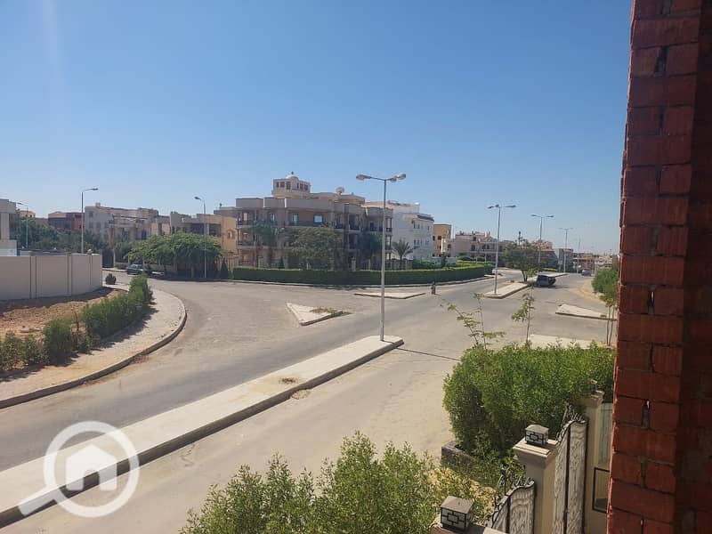 11 d379d83a-e7cf-4087-ac8b-bab15a6df253. jpg