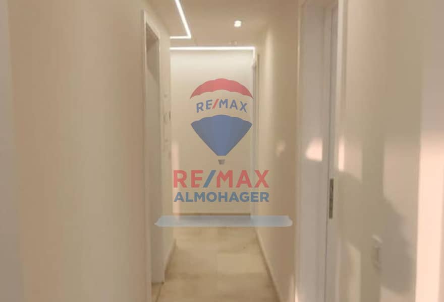 5 52d0db0d-0031-43af-b753-8879662b8938. jpg