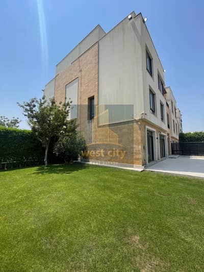 4 Bedroom Twin House for Rent in Sheikh Zayed, Giza - WhatsApp Image 2025-10-25 at 2.38. 10 PM(1). jpeg 4 Bedroom Twin House for Rent in Sheikh Zayed, Giza - WhatsApp Image 2025-10-25 at 2.38. 10 PM(1). jpeg