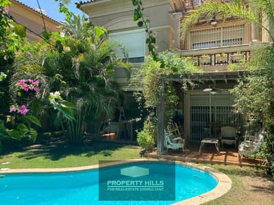 6 Bedroom Villa for Sale in Sheikh Zayed, Giza - 0654e579-f430-43ef-9ca1-9b2be5ed051c. jpg 6 Bedroom Villa for Sale in Sheikh Zayed, Giza - 0654e579-f430-43ef-9ca1-9b2be5ed051c. jpg