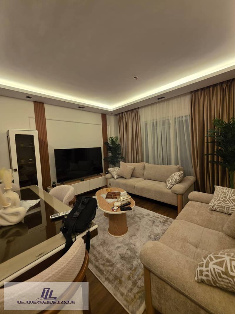 11 b4773de9-f7fb-463d-86da-ecbcc7911482. jpeg