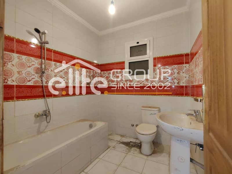 4 WhatsApp Image 2025-10-25 at 16.05. 00_32bd4b99. jpg
