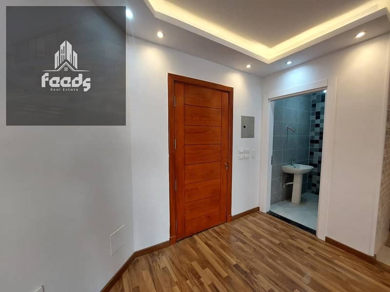 7 WhatsApp Image 2025-10-25 at 5.01. 17 PM. jpeg