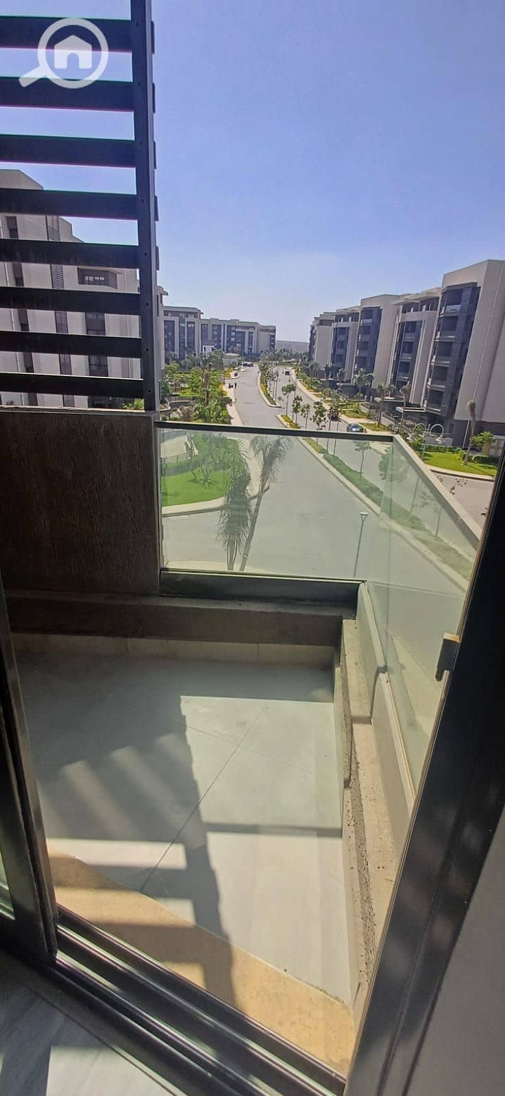 5 1b69474b-71b2-4d4e-adc7-be51eaaf74f9. jpg