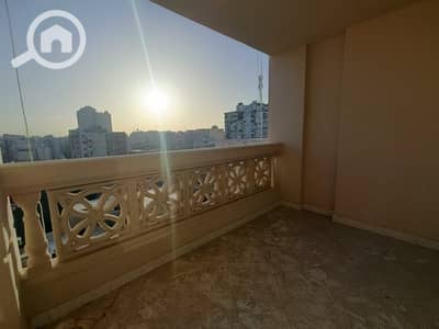 3 Bedroom Flat for Sale in Stanley, Alexandria - e2ce3e7c-b54d-4dd0-b9e9-31b3e26bcda3. jpeg
