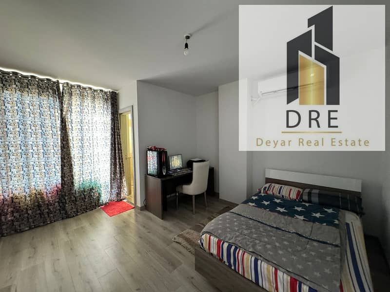 10 4f3d4e8a-2a4e-4fd7-a9f0-52f06184dfb8. jpg