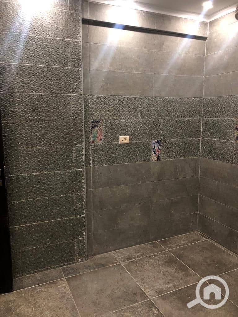 8 WhatsApp Image 2025-10-25 at 3.12. 01 PM (1). jpeg