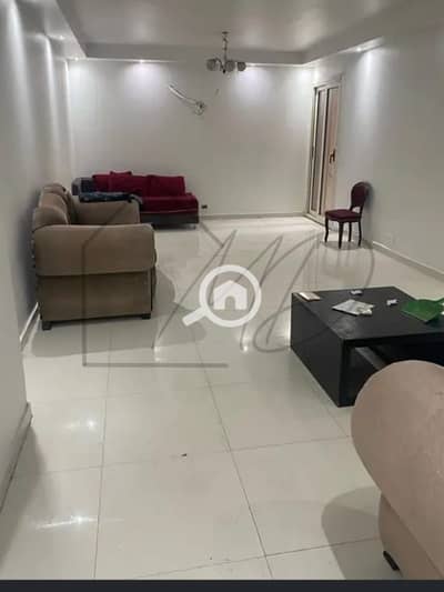 3 Bedroom Apartment for Rent in Bolkly, Alexandria - WhatsApp Image 2025-10-25 at 4.34. 44 PM (5). jpeg 3 Bedroom Apartment for Rent in Bolkly, Alexandria - WhatsApp Image 2025-10-25 at 4.34. 44 PM (5). jpeg