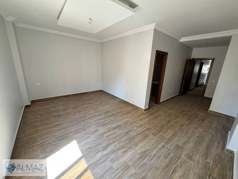 2 WhatsApp Image 2025-10-25 at 5.30. 31 PM. jpeg