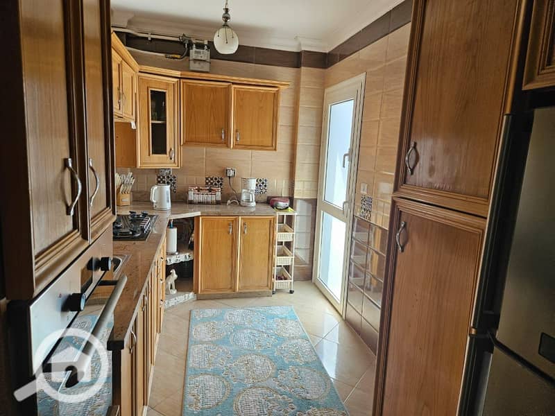 17 e969d895-a5d2-4507-9f0b-7e79dd03b624. jpeg