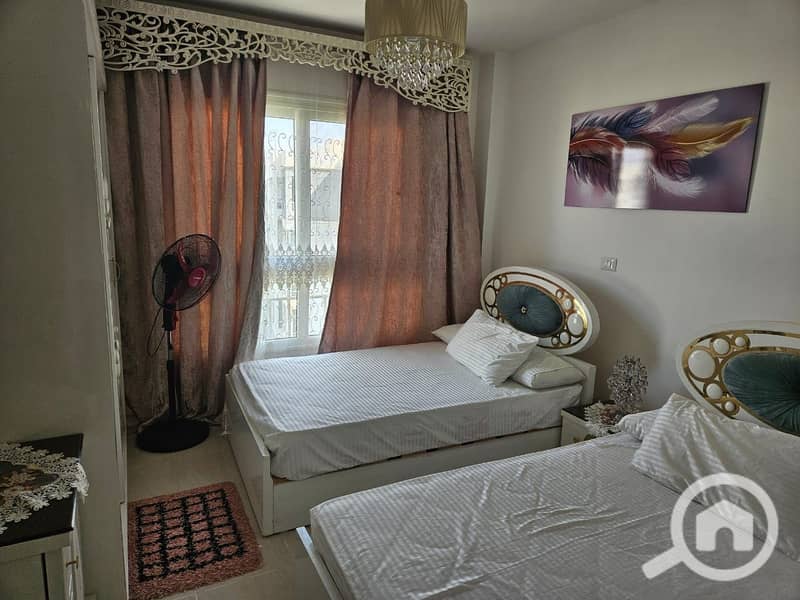 18 7fbba452-aa12-4349-a2e4-d4626fdc0b0c. jpeg