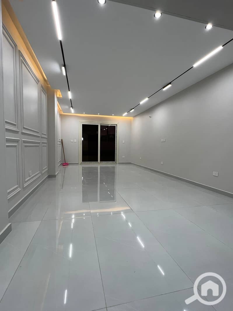 1f4a0812-63a5-4a3f-adad-9cfe80a48c39. jpeg 1f4a0812-63a5-4a3f-adad-9cfe80a48c39. jpeg