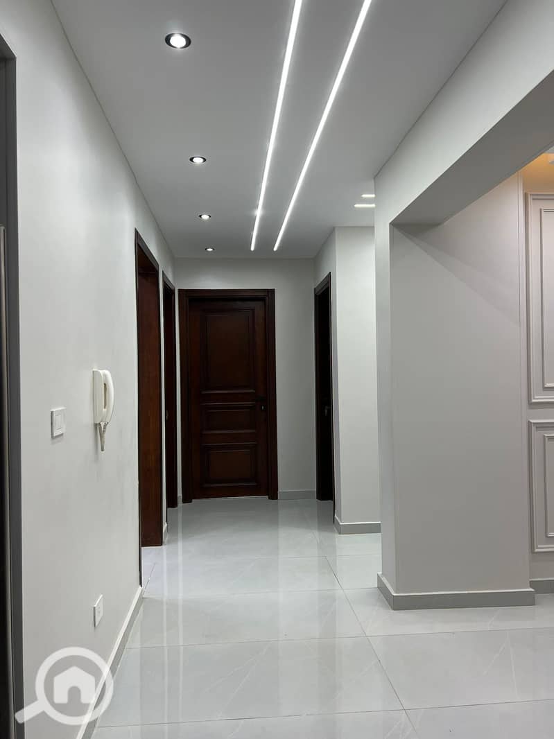 5 188c8824-3001-4b33-858a-ca8f41a641a8. jpeg