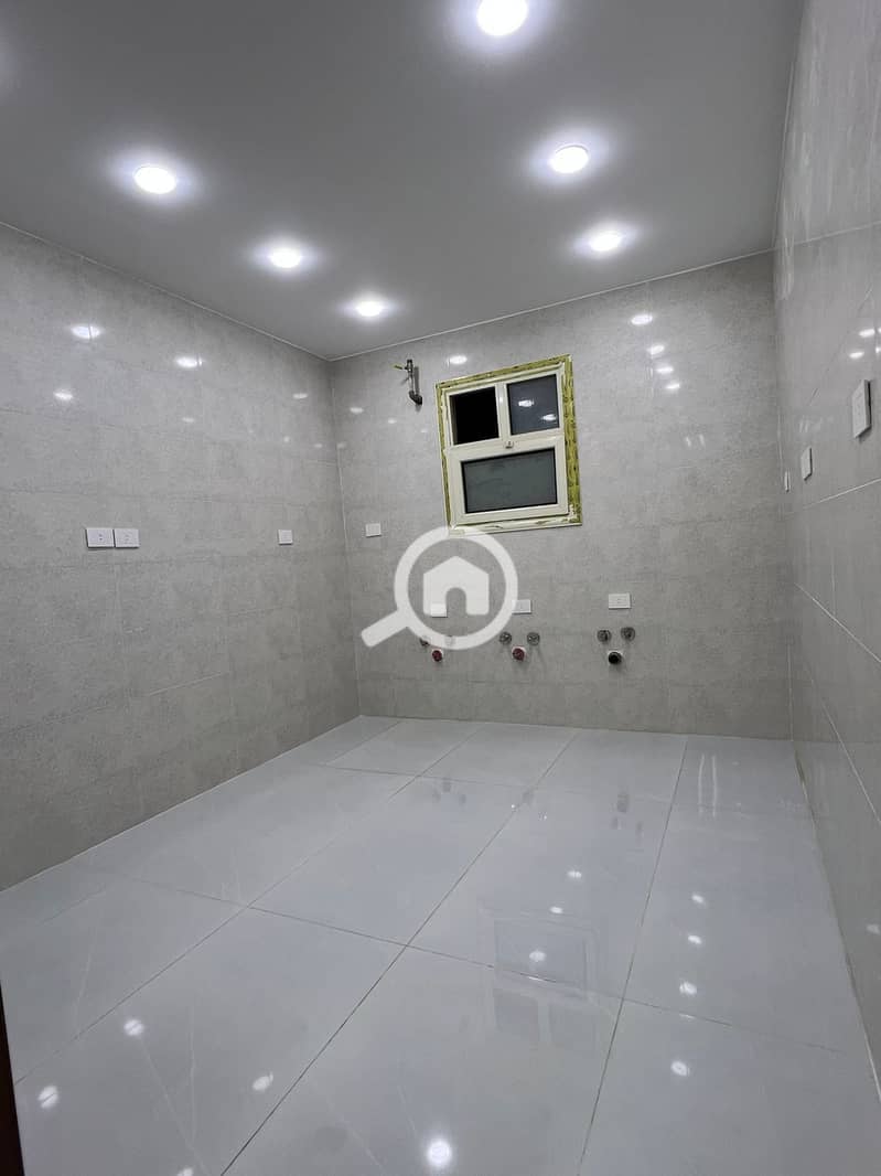 12 b9c29513-c164-4fd6-a74a-1103c3a9d73f. jpeg