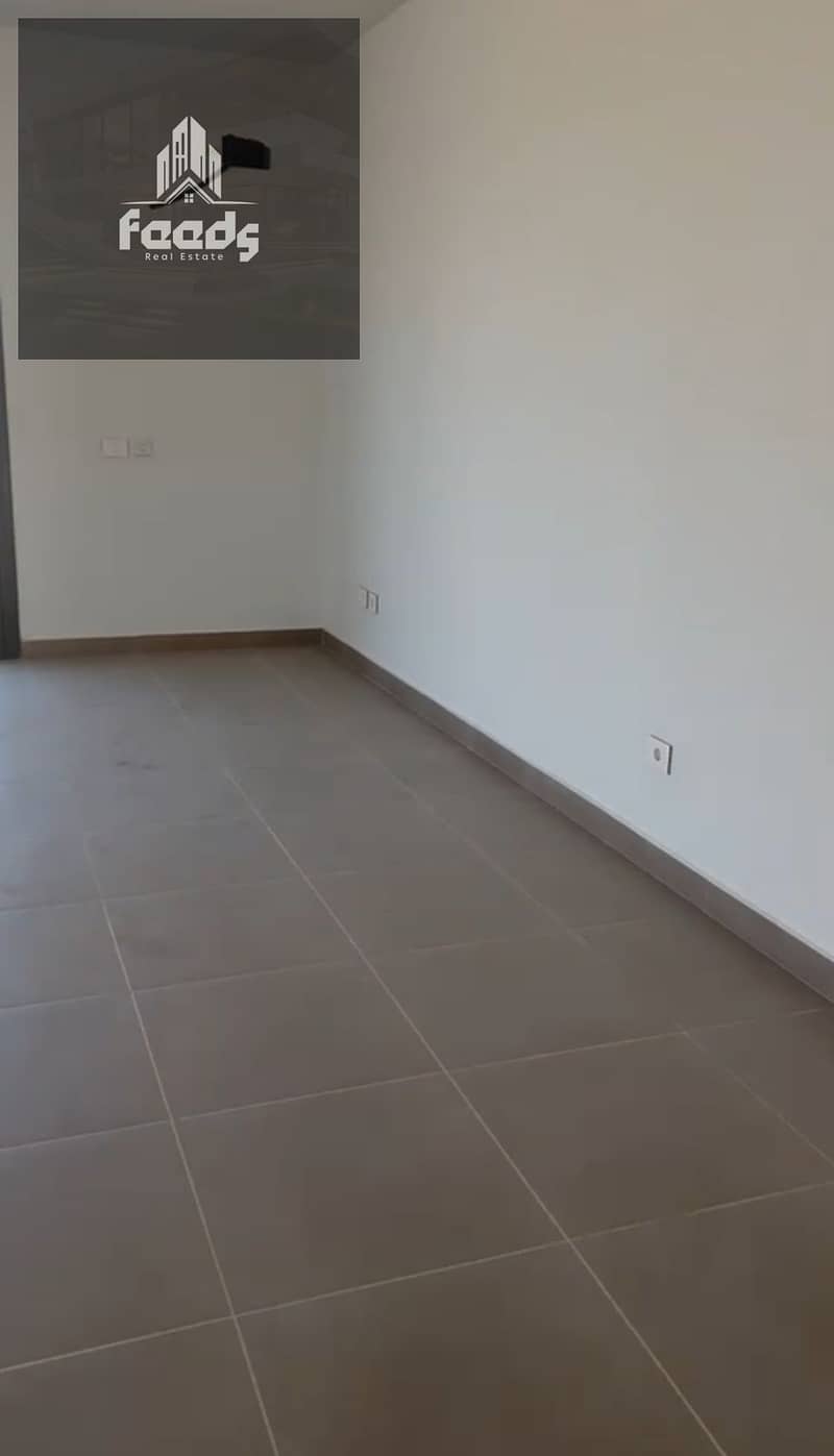 6 WhatsApp Image 2025-10-25 at 5.31. 25 PM (1). jpeg