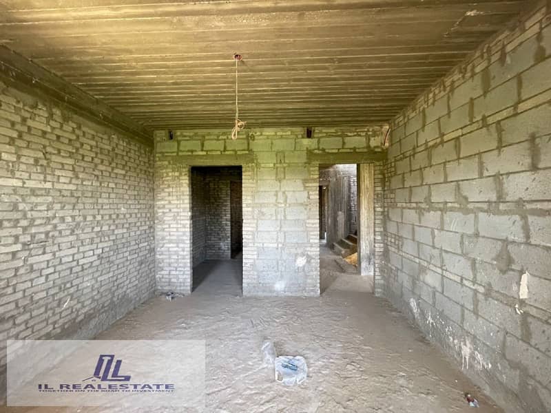 7 WhatsApp Image 2025-02-18 at 12.42. 18_34980046. jpg