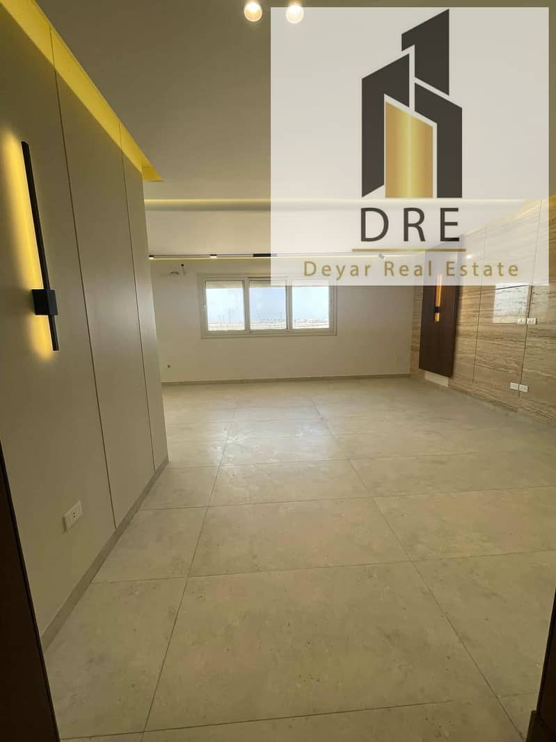 9 282e9d9b-c26e-463c-81d6-70d81342d81c. jpg