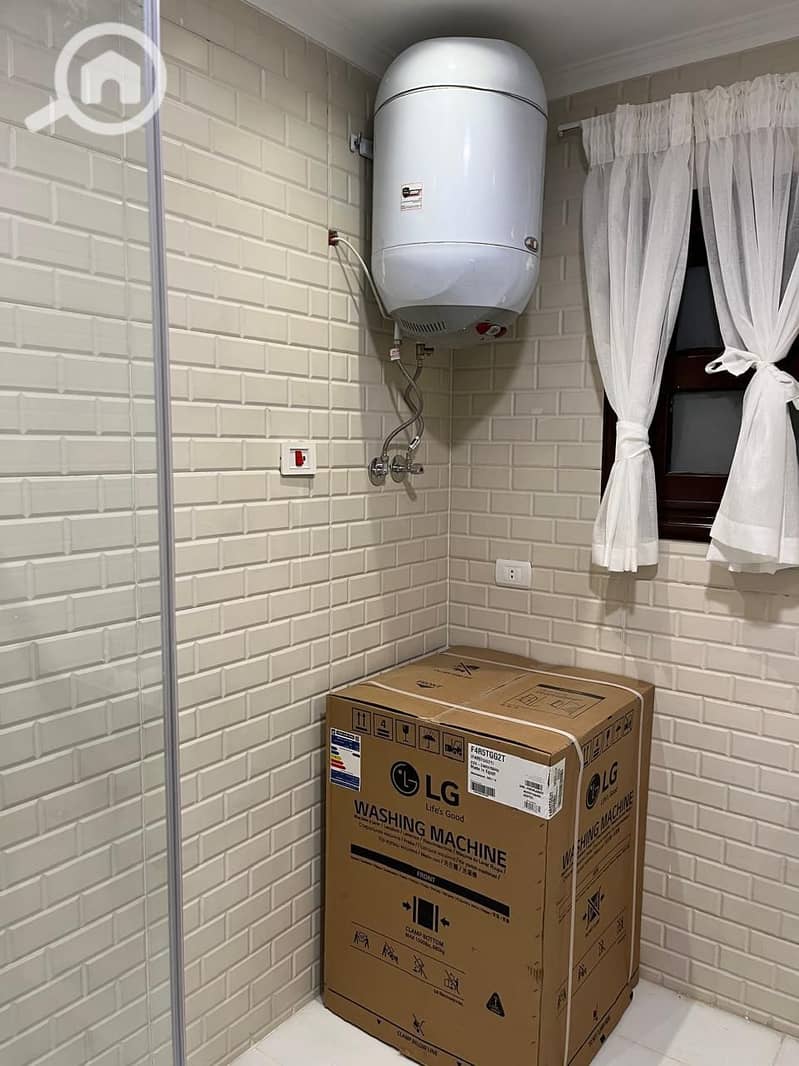 4 WhatsApp Image 2025-10-14 at 15.05. 32_090e0f1c. jpg