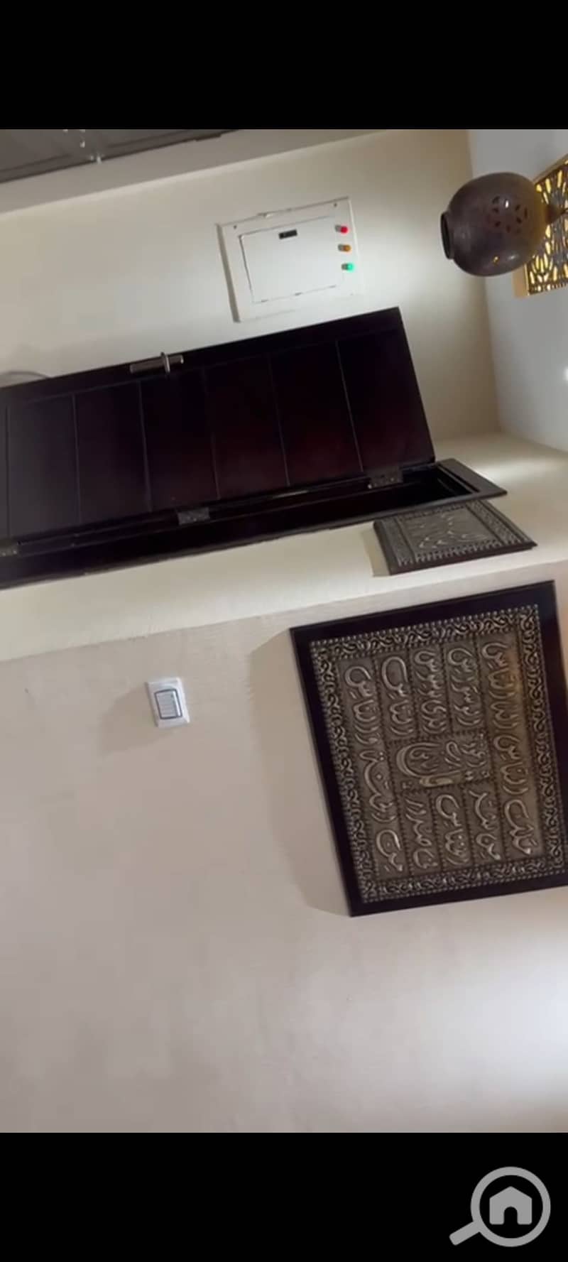 7 1000802521. png